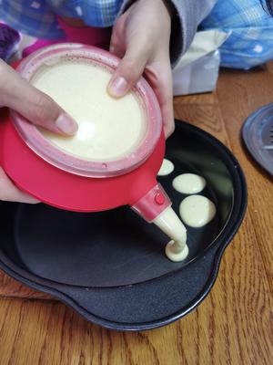 妈妈小时候的味道 儿童无添加鸡蛋小薄脆饼 一份蛋液多种做法口味的做法 步骤3
