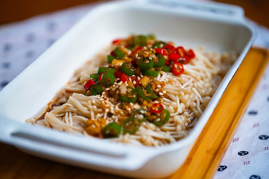 黎要飞做的凉拌金针菇