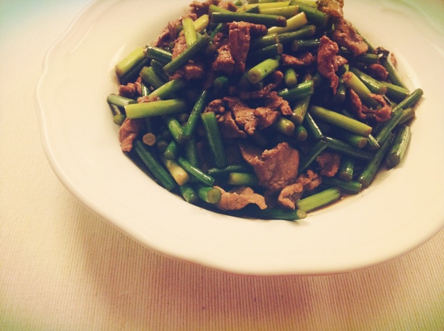 蒜苔炒肉