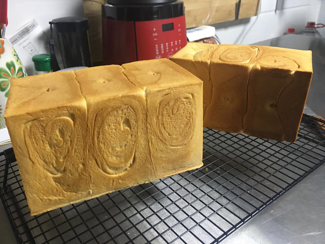 纯奶手撕吐司