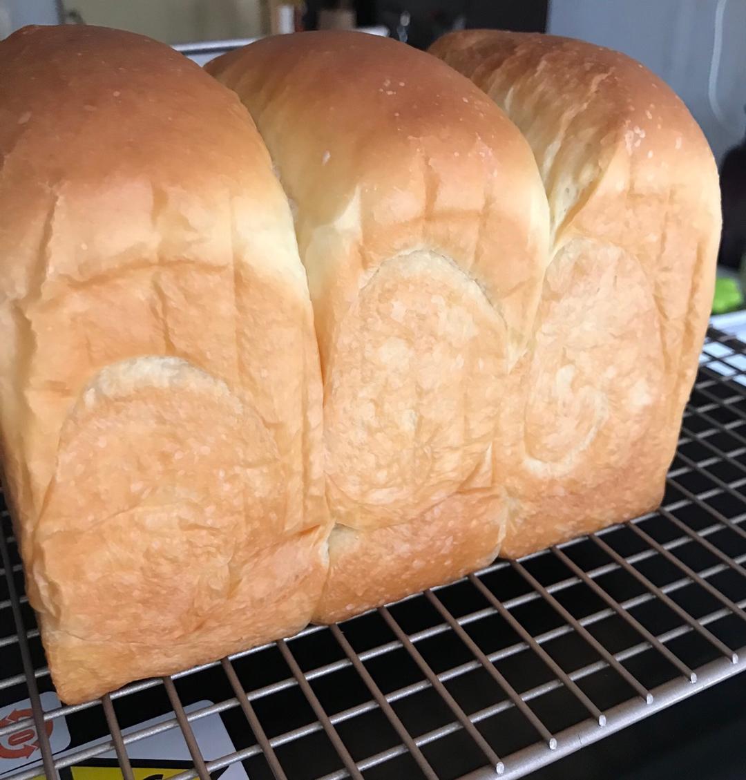 超软淡奶油吐司