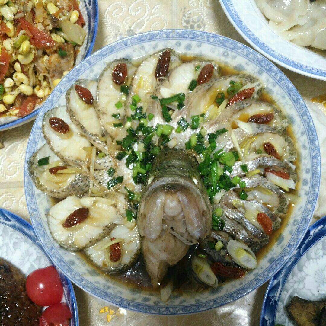 清蒸鲈鱼