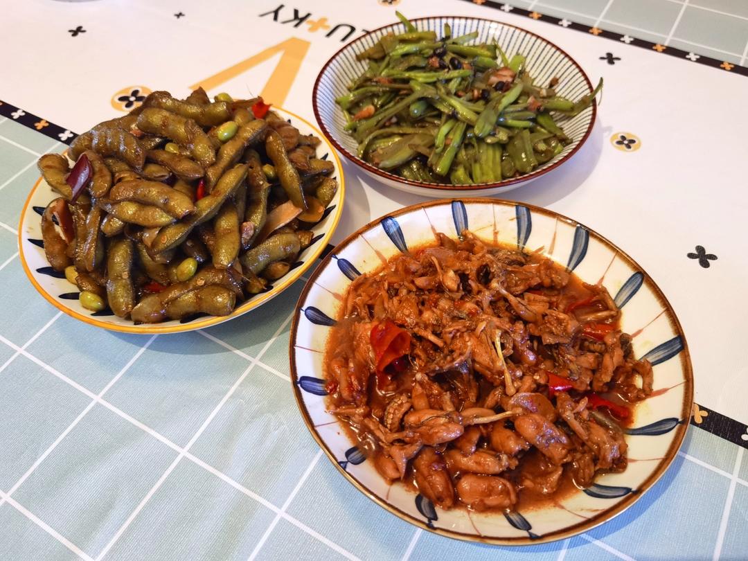 我家的小饭桌