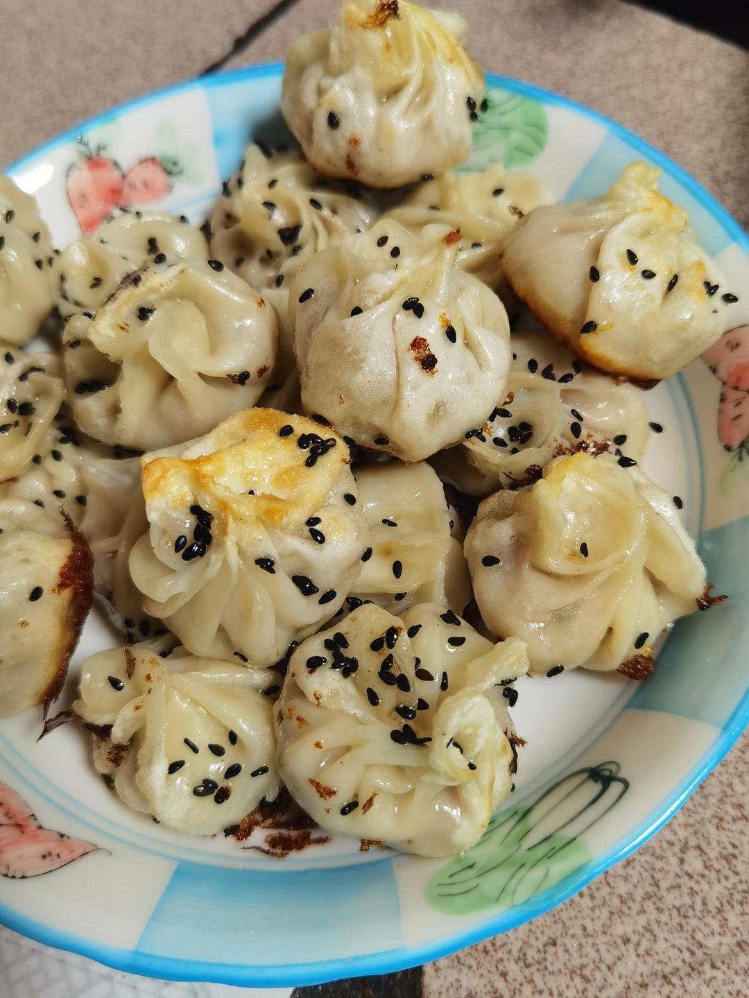 拇指生煎包