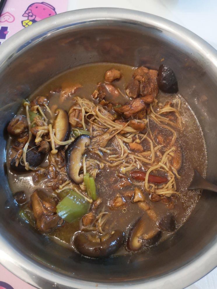 比饭店好吃很多倍的黄焖鸡