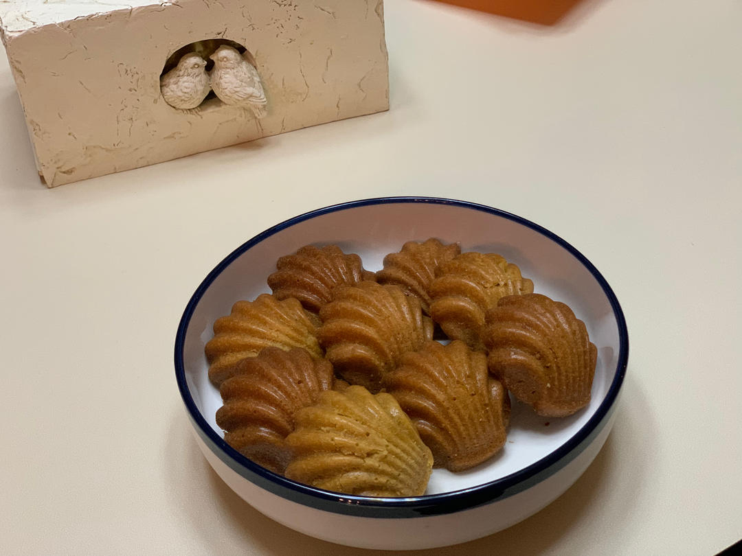浑身文艺气质的甜点——柠檬玛德琳