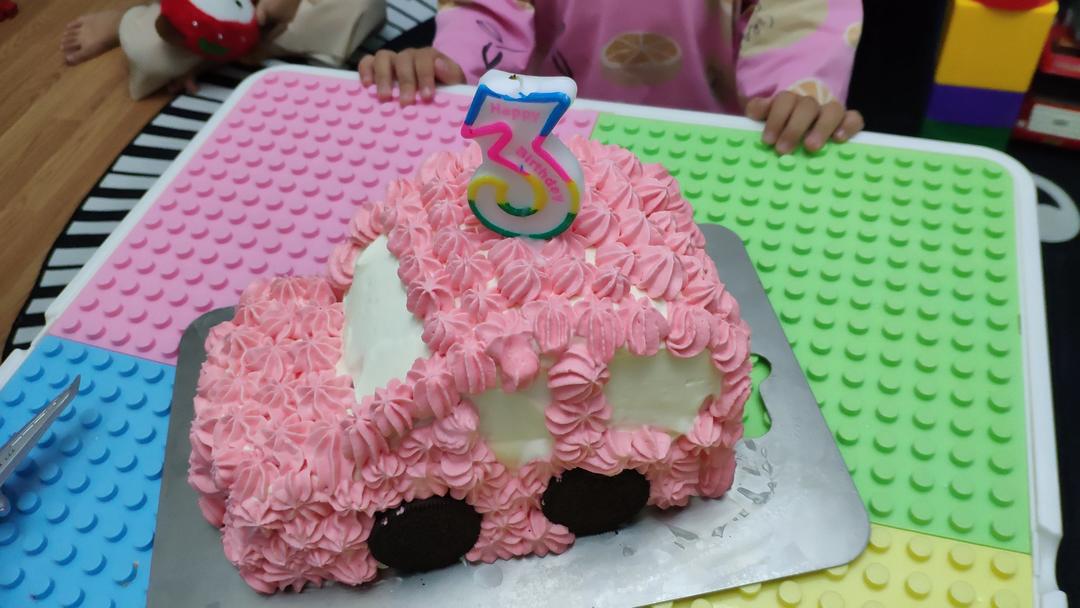 汽车生日蛋糕