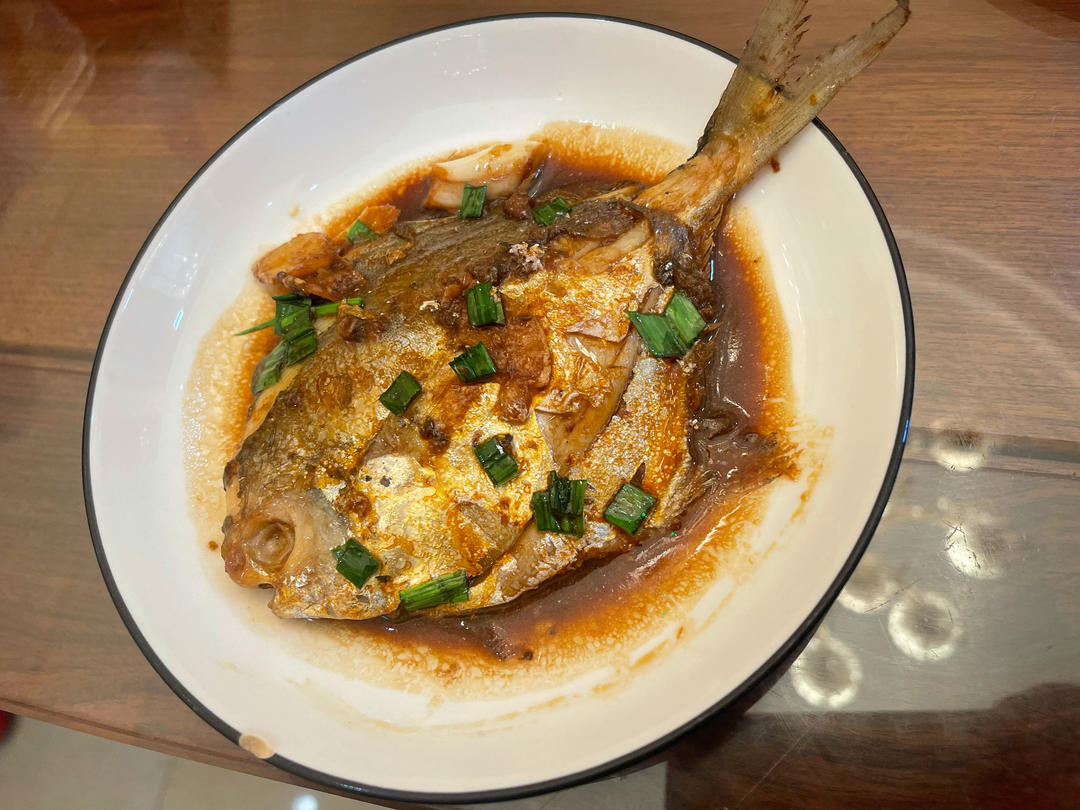 【家常菜】上海红烧鲳鱼