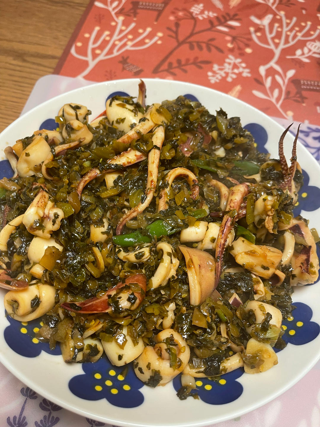 雪菜辣烧鱿鱼须