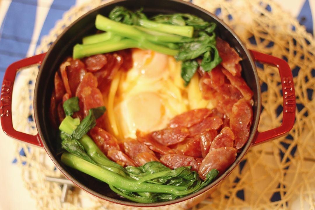 香肠煲仔饭
