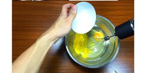 （详细）两小时做出榴莲/芒果千层蛋糕的做法 步骤2