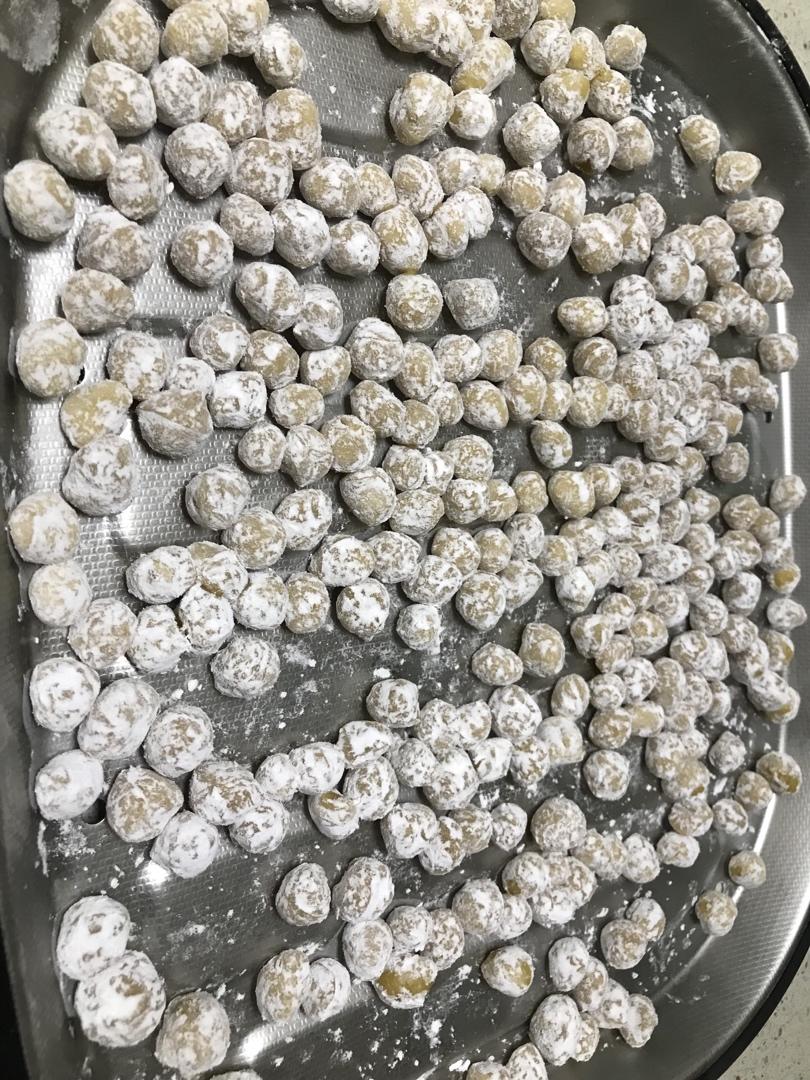 奶茶里的珍珠（超详细的做法）