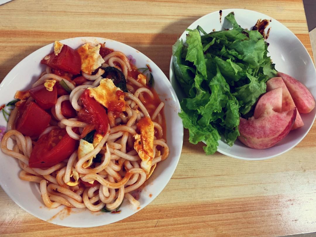 番茄鸡蛋乌冬面