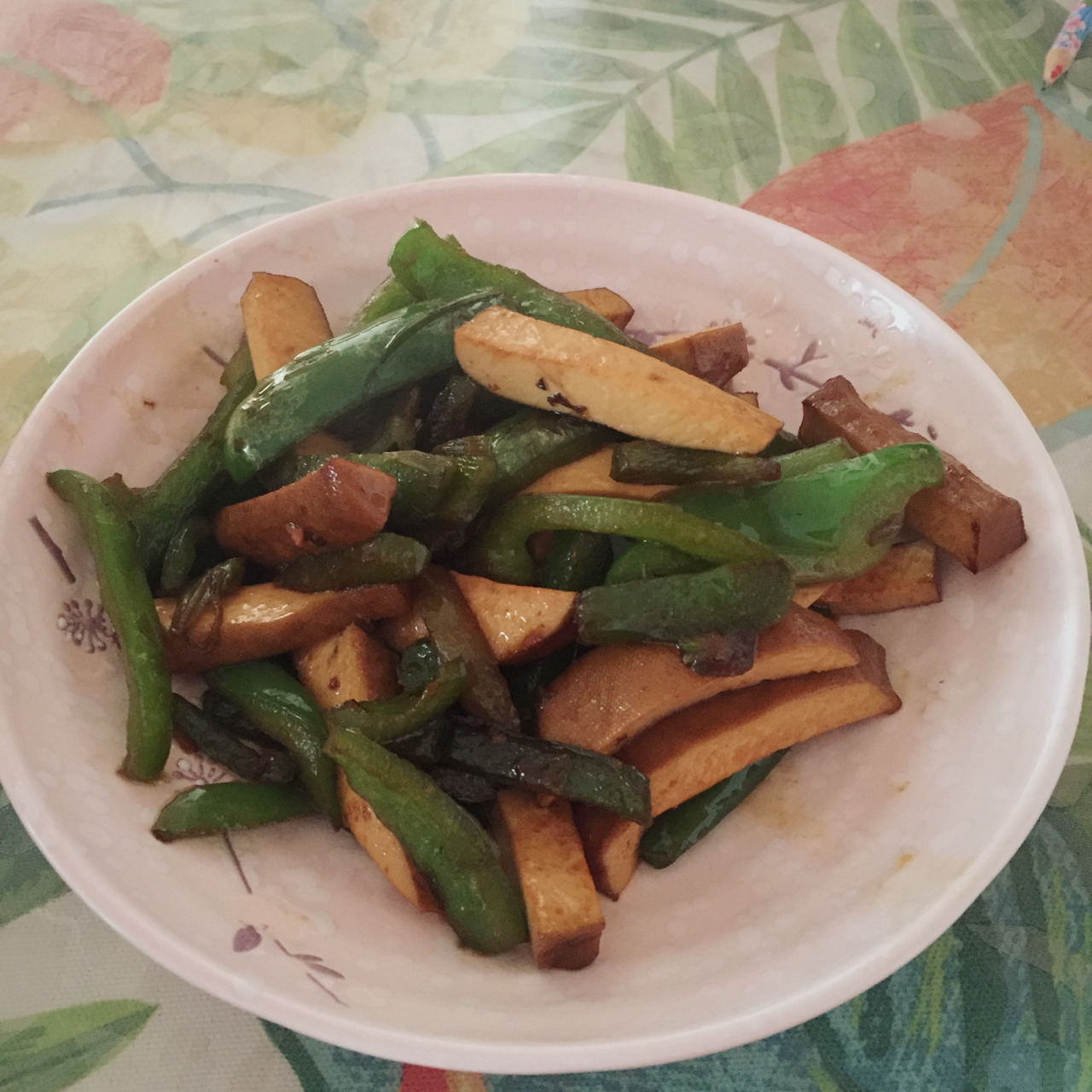 青椒炒豆腐干
