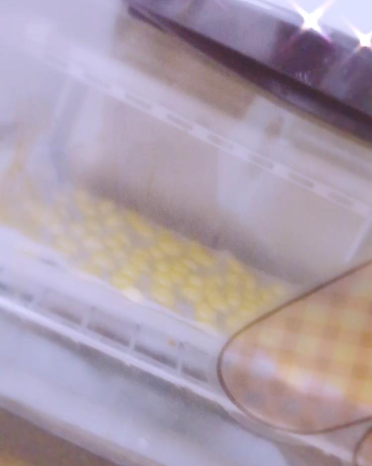 入口即化的无添加蛋黄溶豆