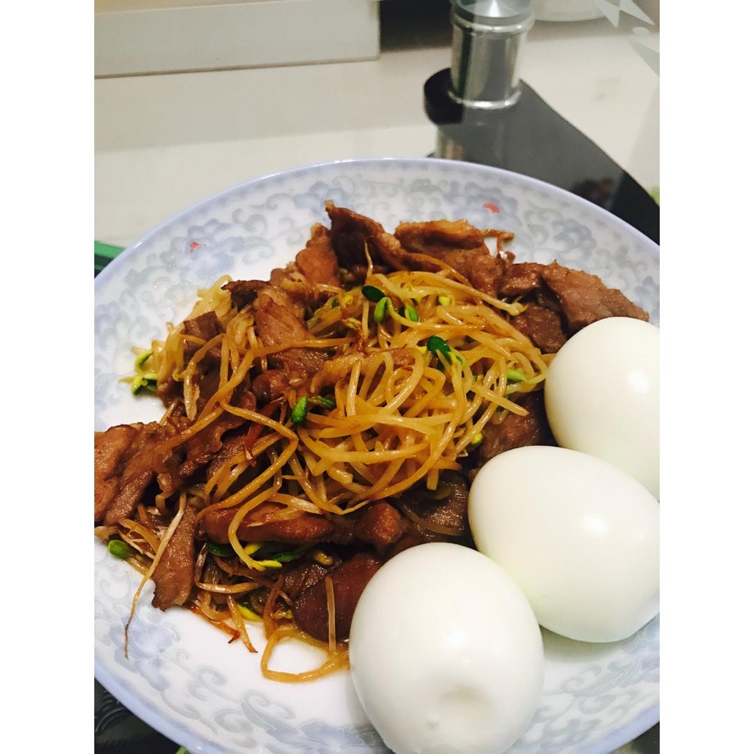 豆芽炒肉丝