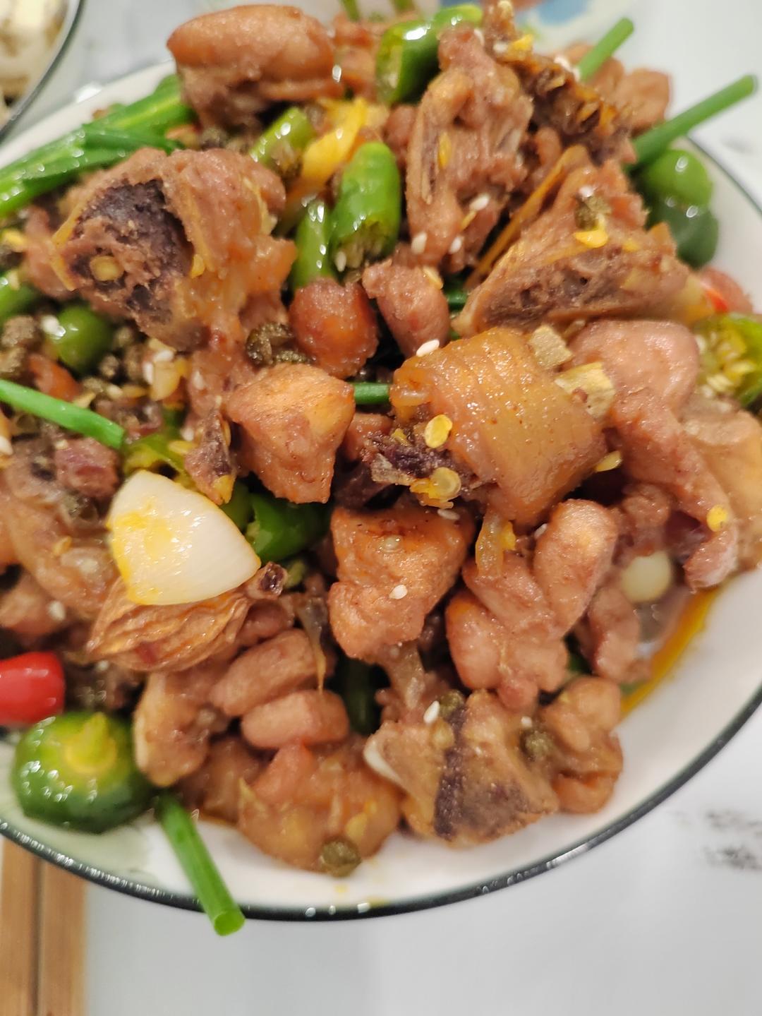 重庆家常川菜香辣尖椒鸡