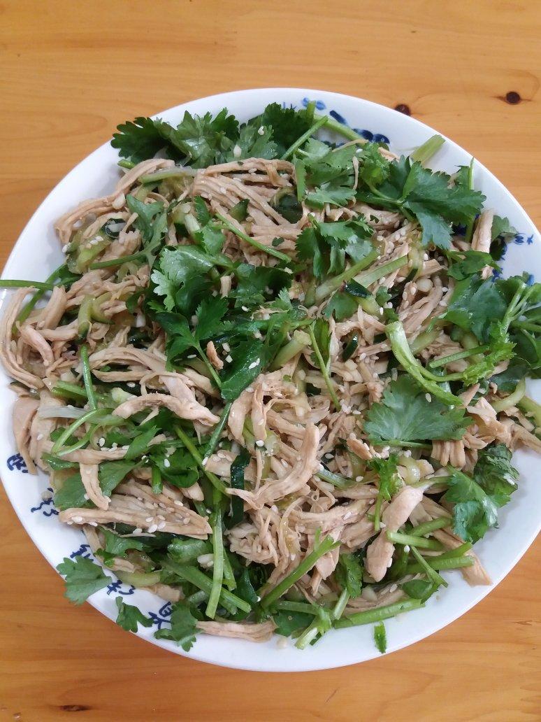凉拌鸡胸肉丝