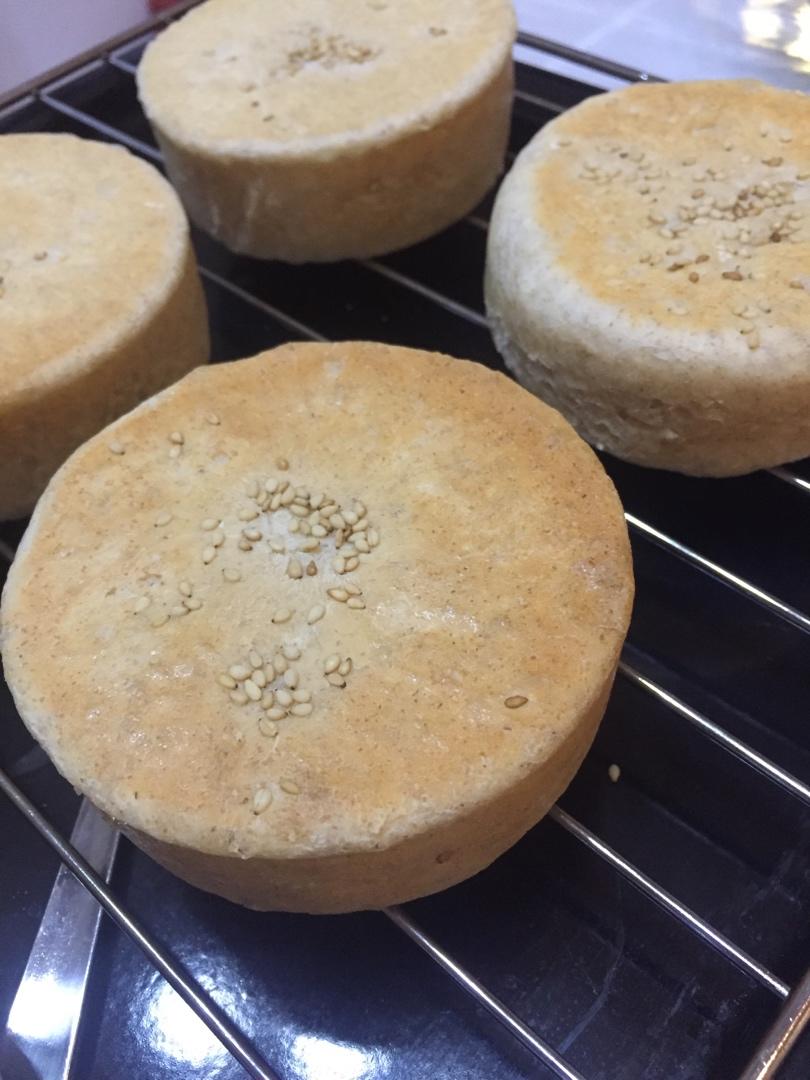 衣依然衣做的烫种全麦英式玛芬面包