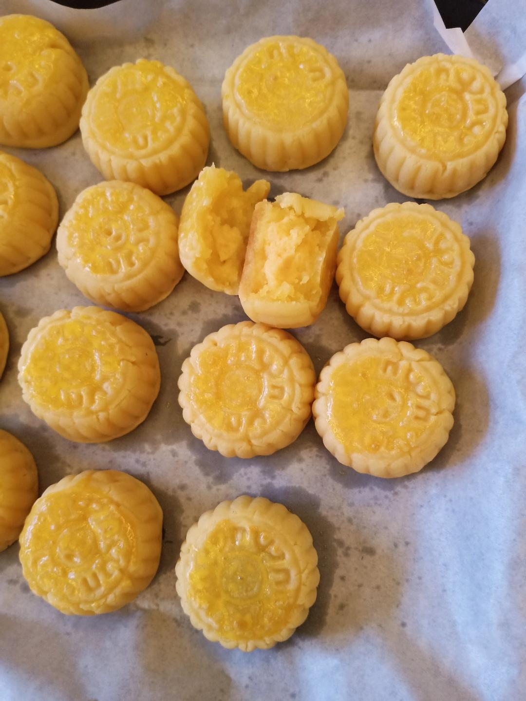 金沙流心奶黄月饼（简化版配方）