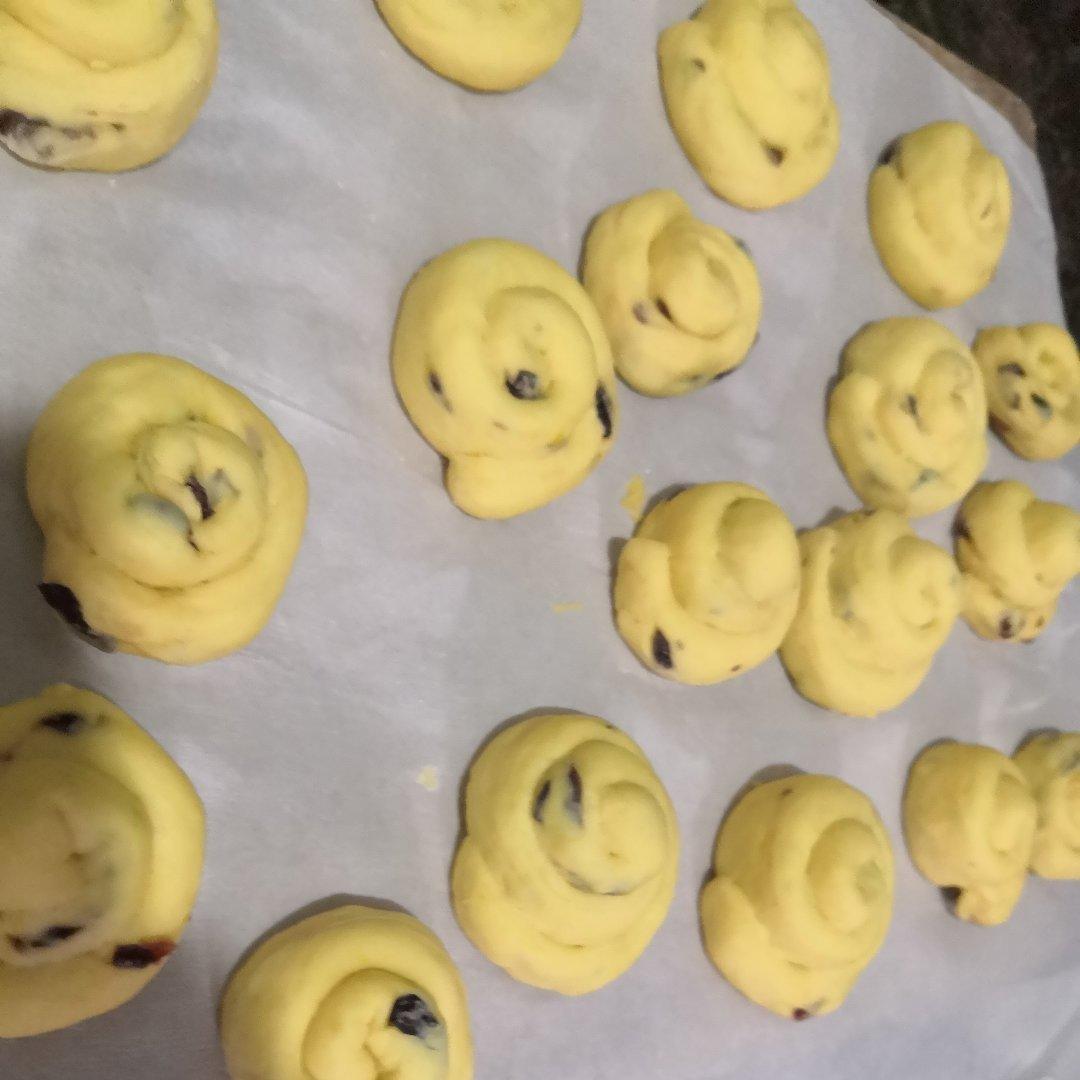 新手也可以--详解如何做出人见人爱、金黄的南瓜馒头