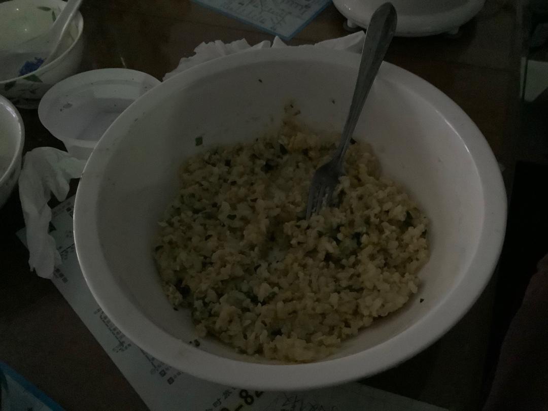 厨师长教你：“酱油炒饭”的家常做法，里面满满的小技巧，很受用