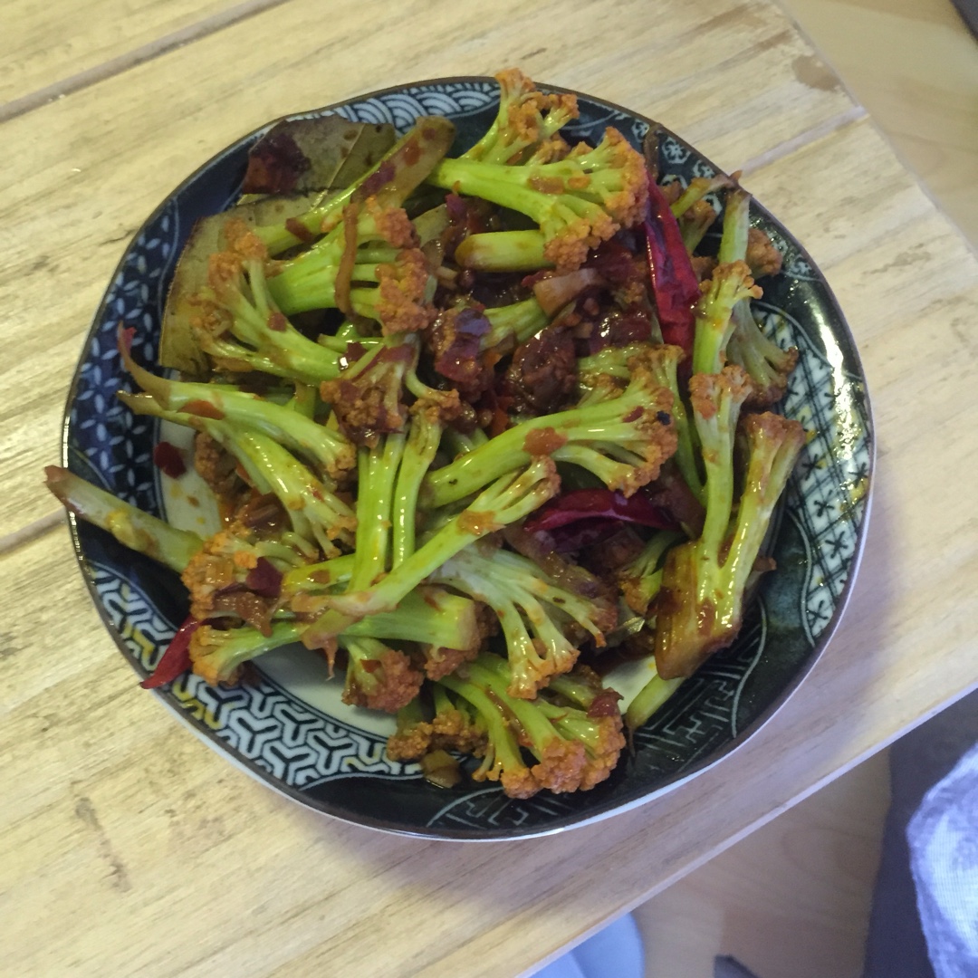 很“浪费”米饭的家常菜之一-------干锅菜花