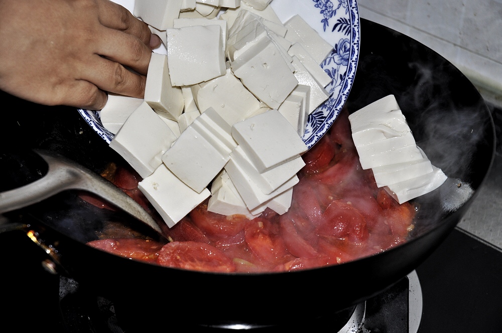 西红柿炖豆腐，特别家常！的做法 步骤7