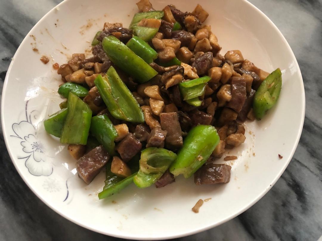 黑椒配牛肉这么好吃，当然是天生一对！——黑椒牛肉粒