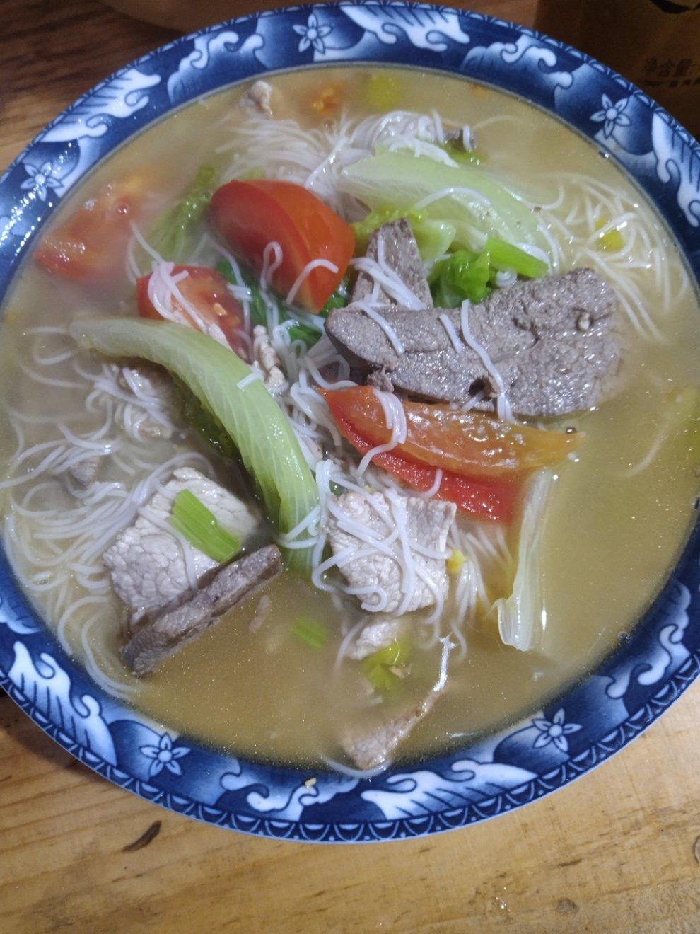 风絮相随做的瘦肉猪肝面线