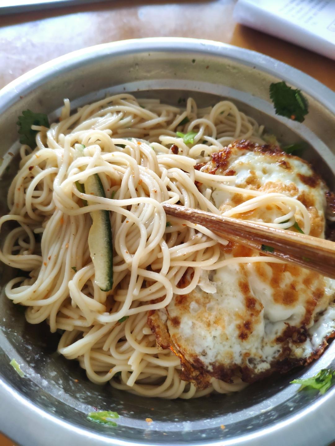 巨好吃㊙️酸辣凉拌面❗️十分钟搞定，简单快手❗️