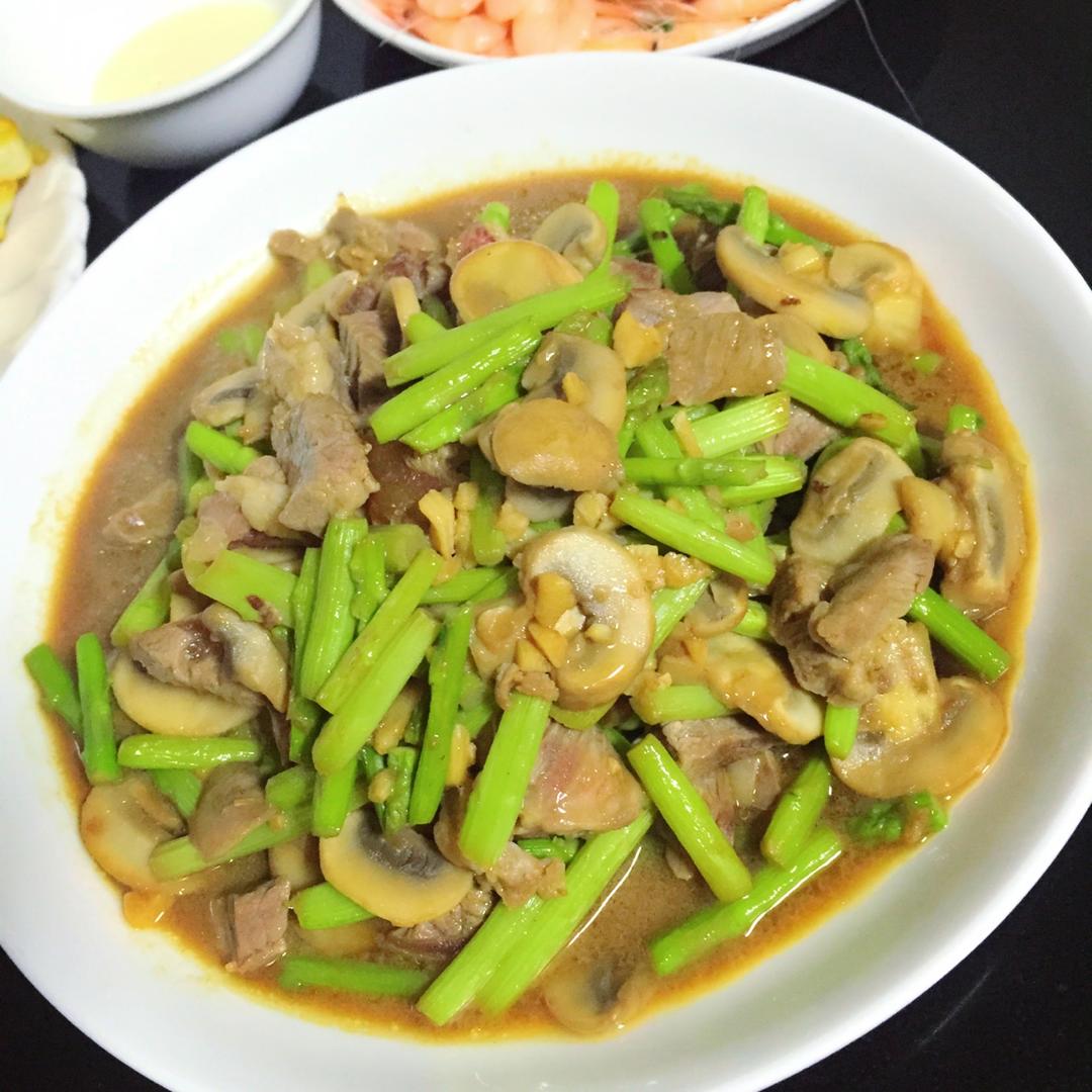 【曼食慢语】蚝油芦笋牛肉粒