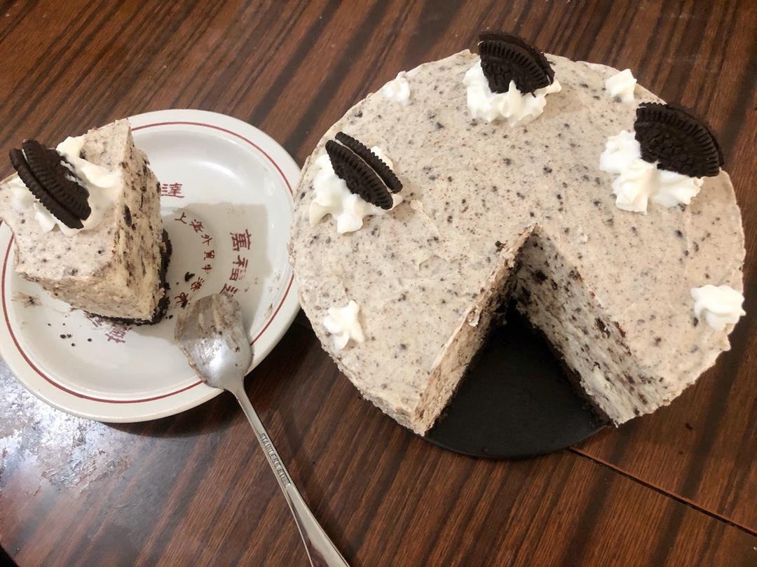 【奥利奥冻芝士蛋糕】拯救新手的免烤美味甜点