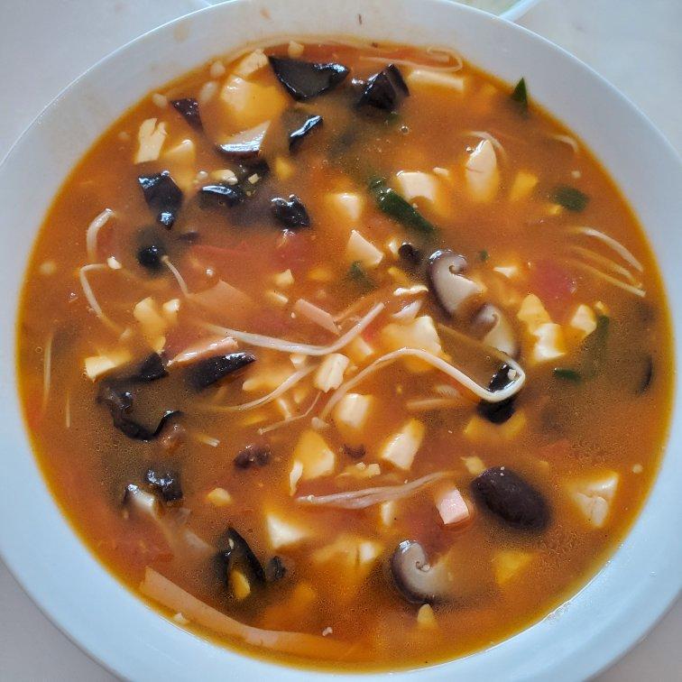 10分钟就能搞定的低脂酸辣汤❗好喝又开胃