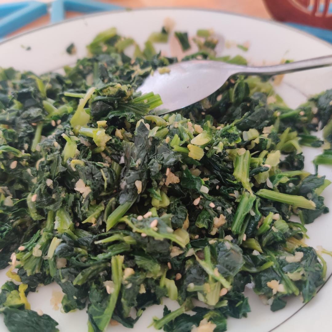 凉拌菠菜(家传秘方)