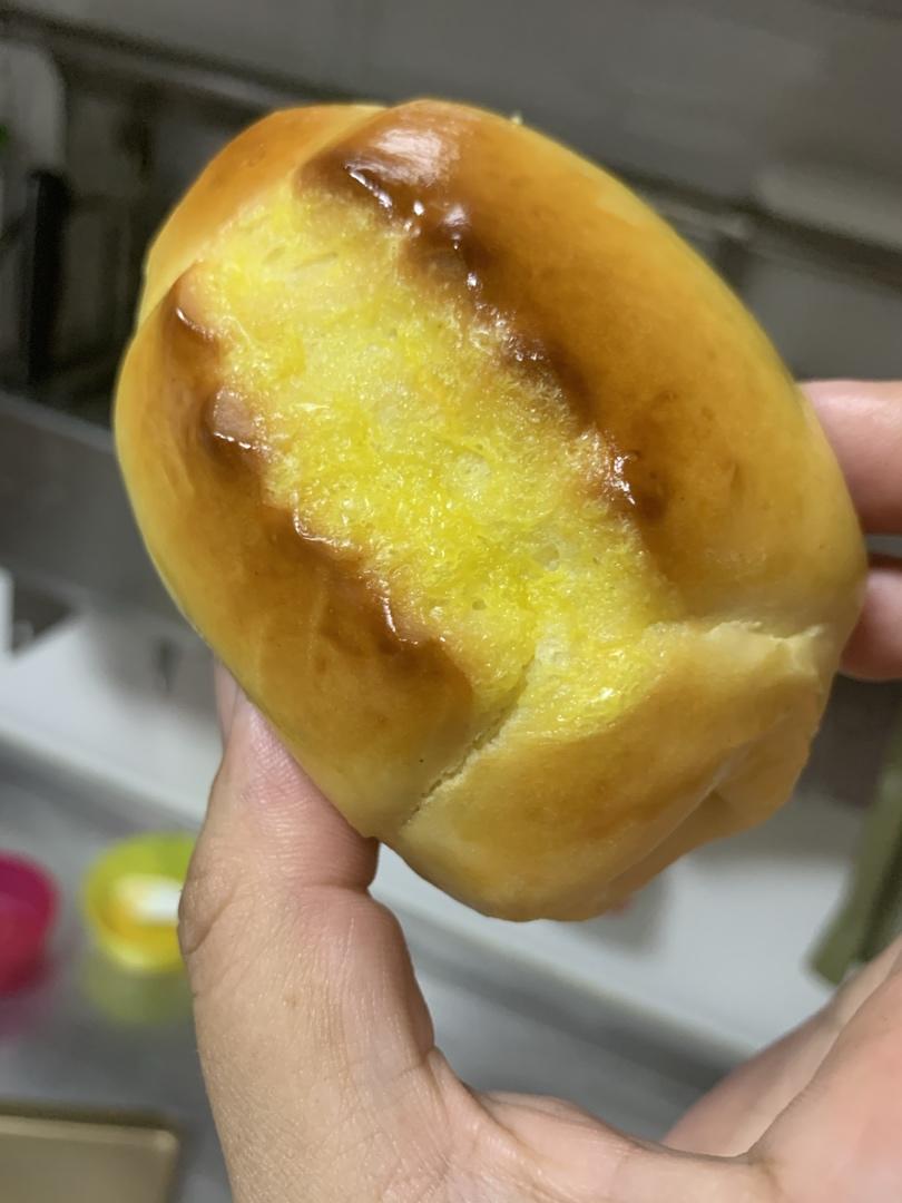 蒜香肠仔包