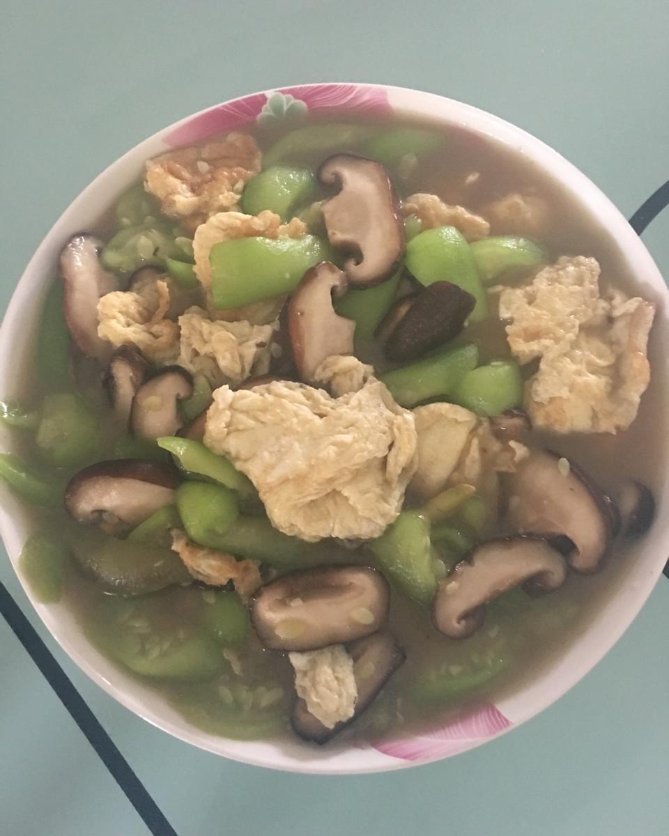 香菇炒丝瓜 超级好吃
