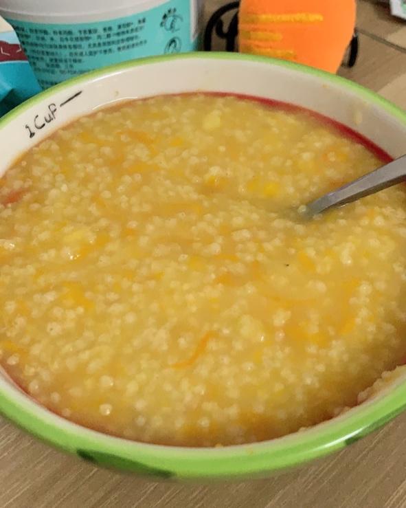 电饭煲版南瓜小米粥