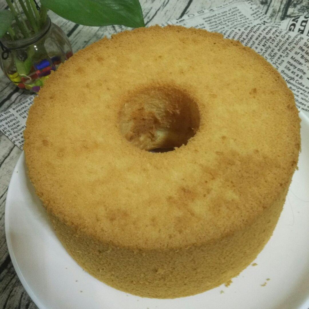 超简单完美戚风蛋糕（6寸2蛋）附打发、翻拌、脱模视频