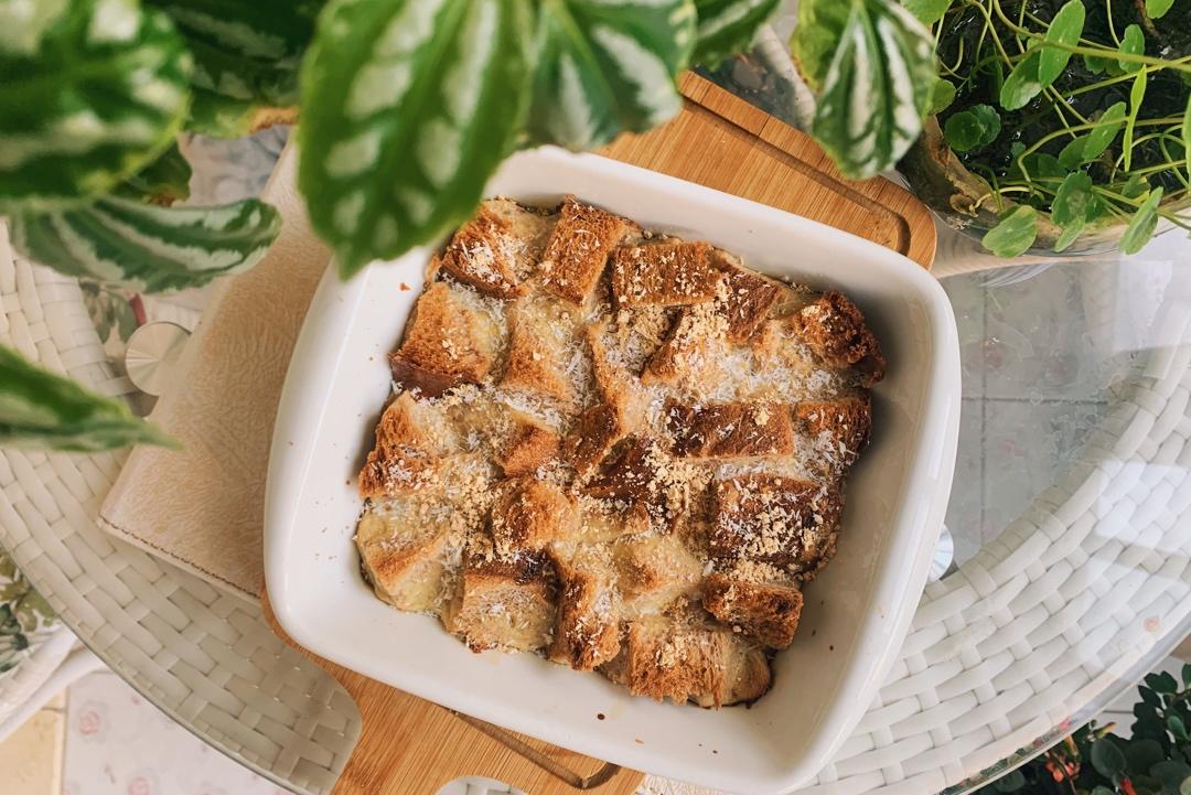 酒酿蔓越莓面包布丁