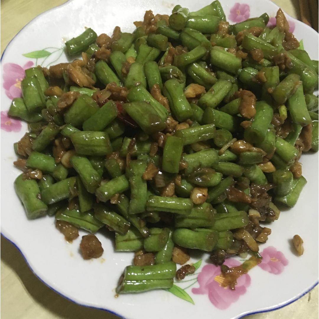 肉沫豆角下饭菜