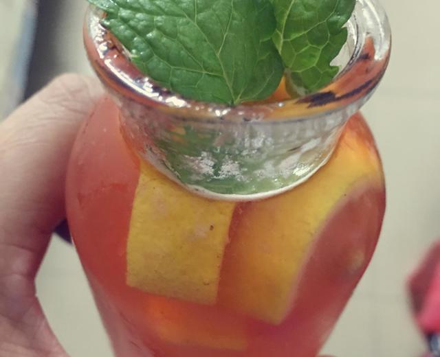草莓柠檬鸡尾酒lemonberry的做法