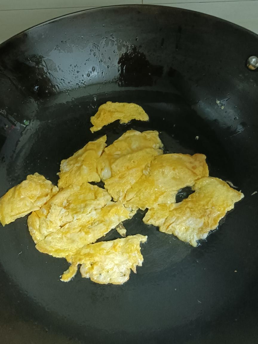 产后下奶汤-丝瓜蛋花汤的做法 步骤2