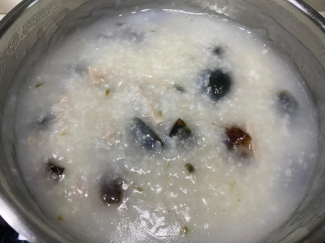 皮蛋瘦肉粥