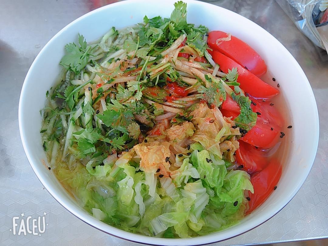 凉爽一夏的简易冷面