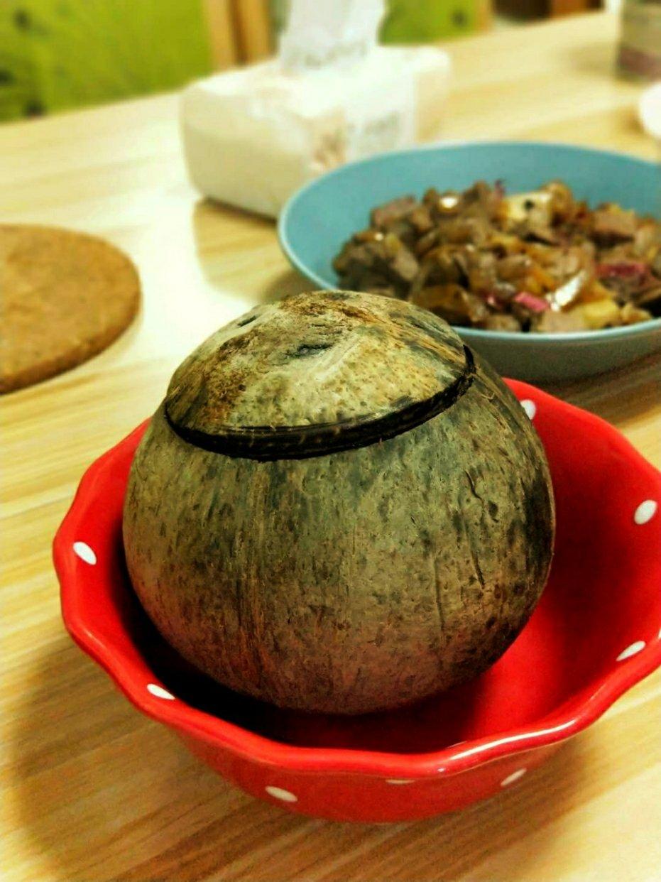 原盅椰子鸡汤