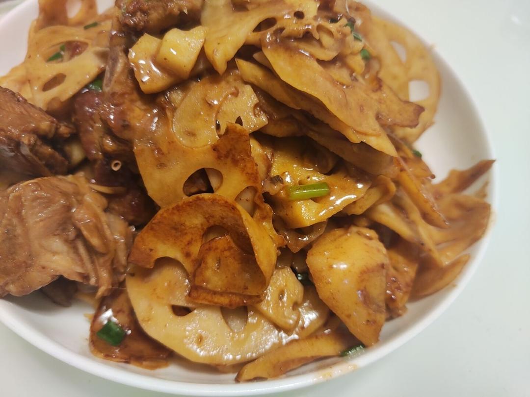 排骨炖莲藕（鲁菜）