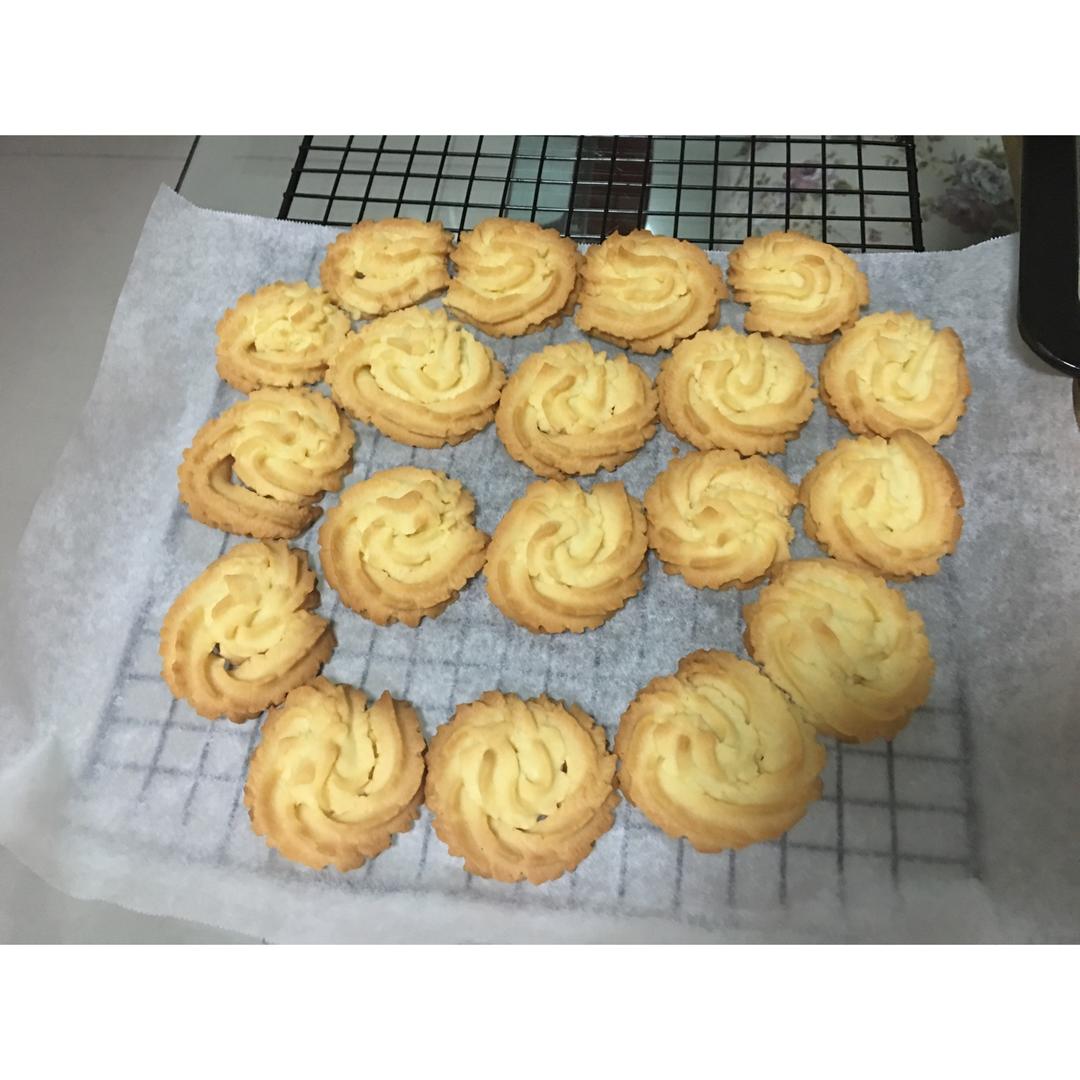 酥脆的黄油饼干（曲奇？）