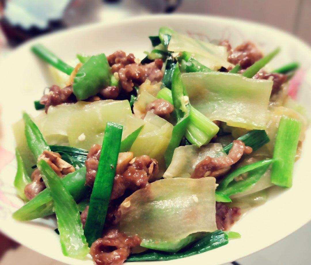 莴笋炒牛肉