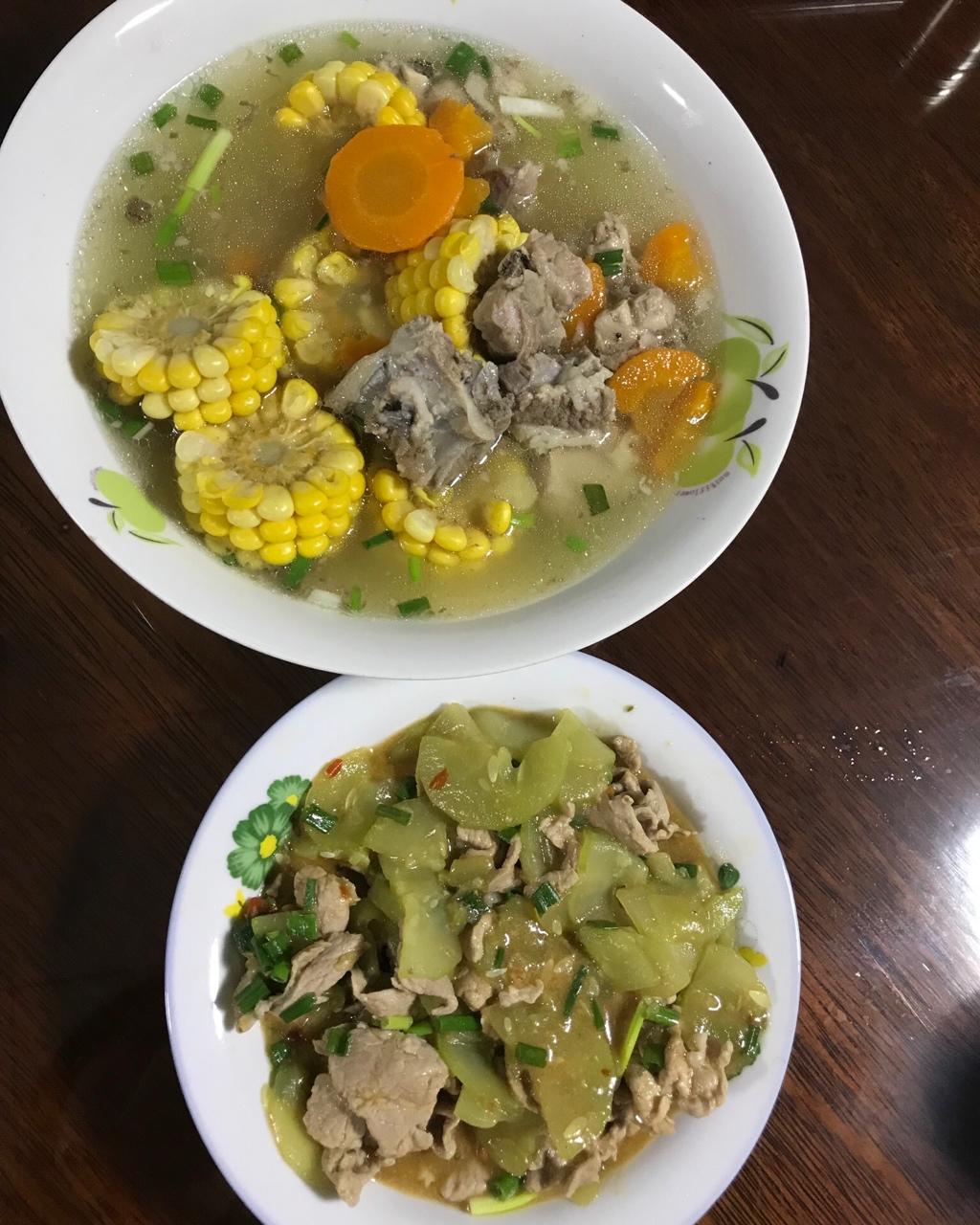玉米排骨汤